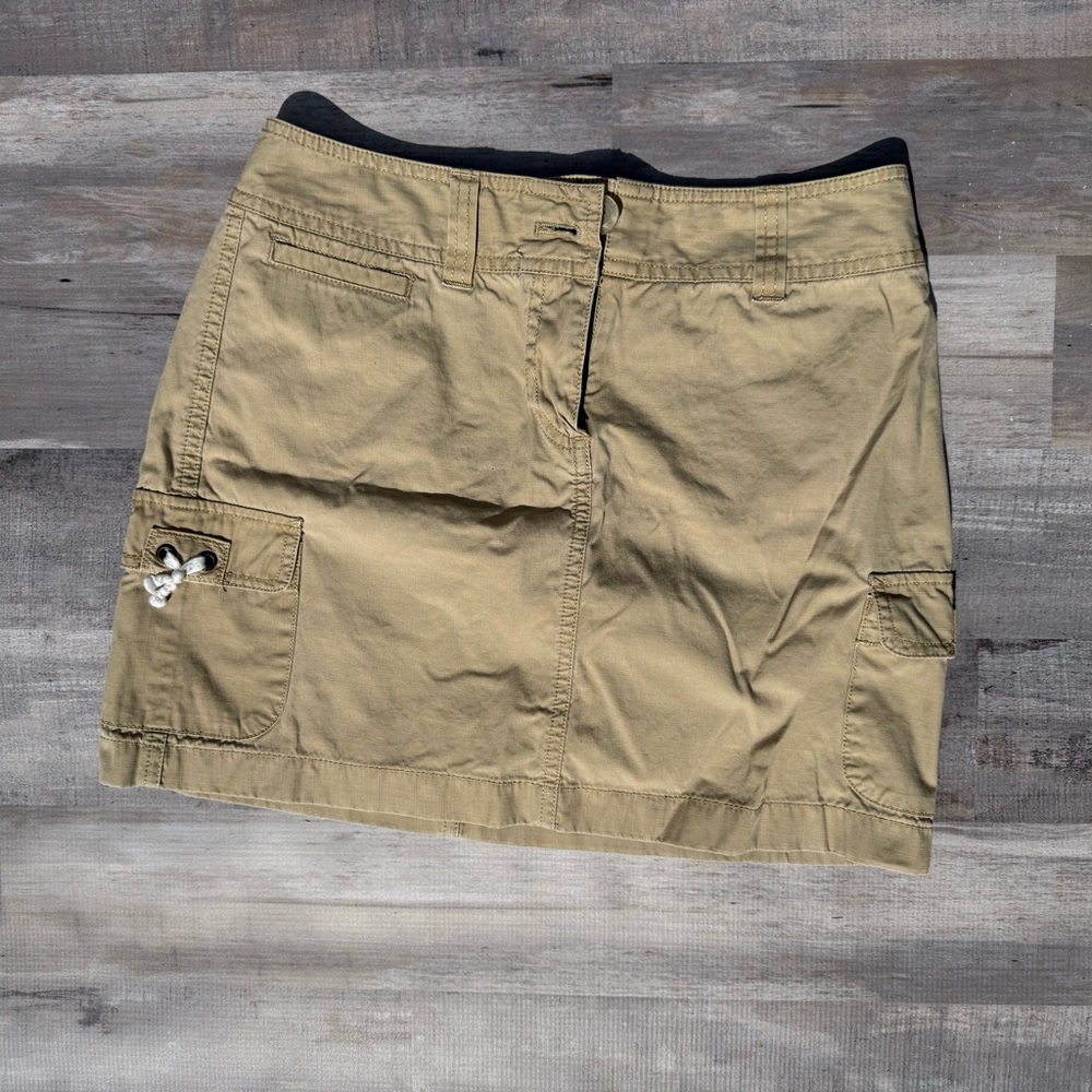 Vineyard Vines Khaki Tan Mini Skort with Cargo Pockets